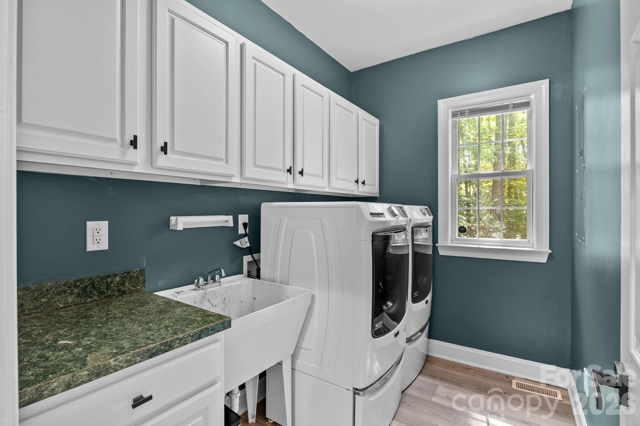 4400 Serene Lane Charlotte NC 28216