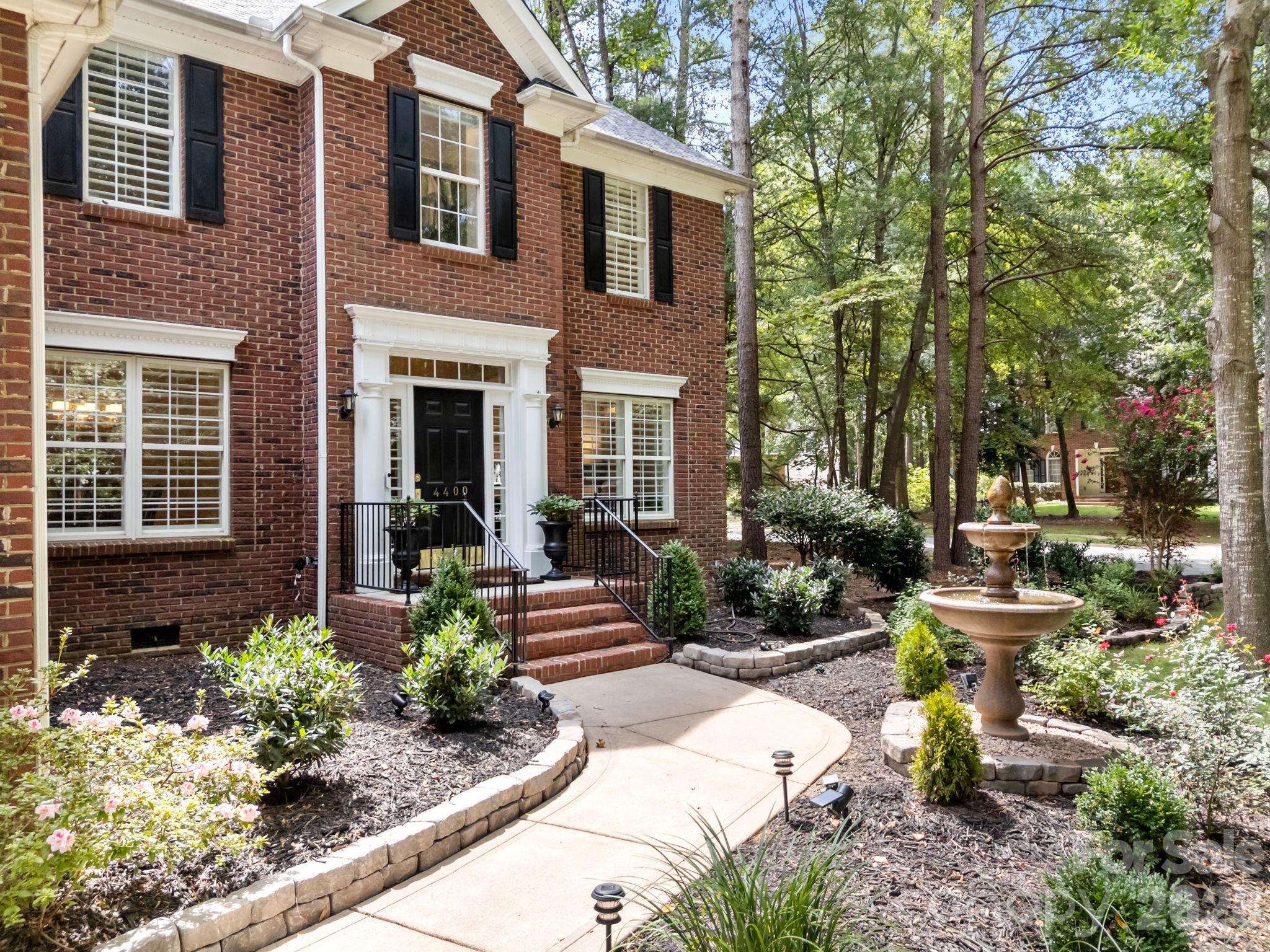 4400 Serene Lane Charlotte NC 28216