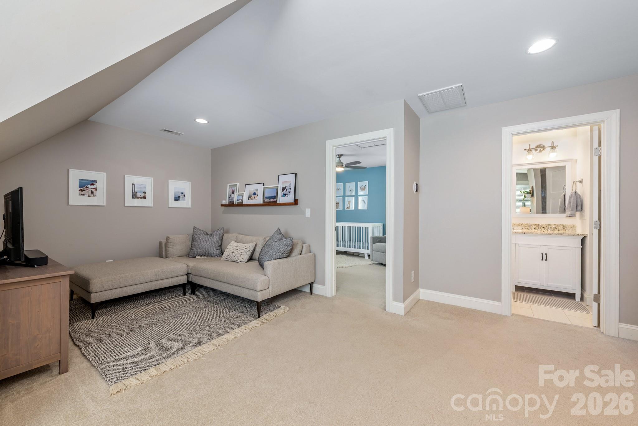 2909 Clemson Avenue Charlotte NC 28205