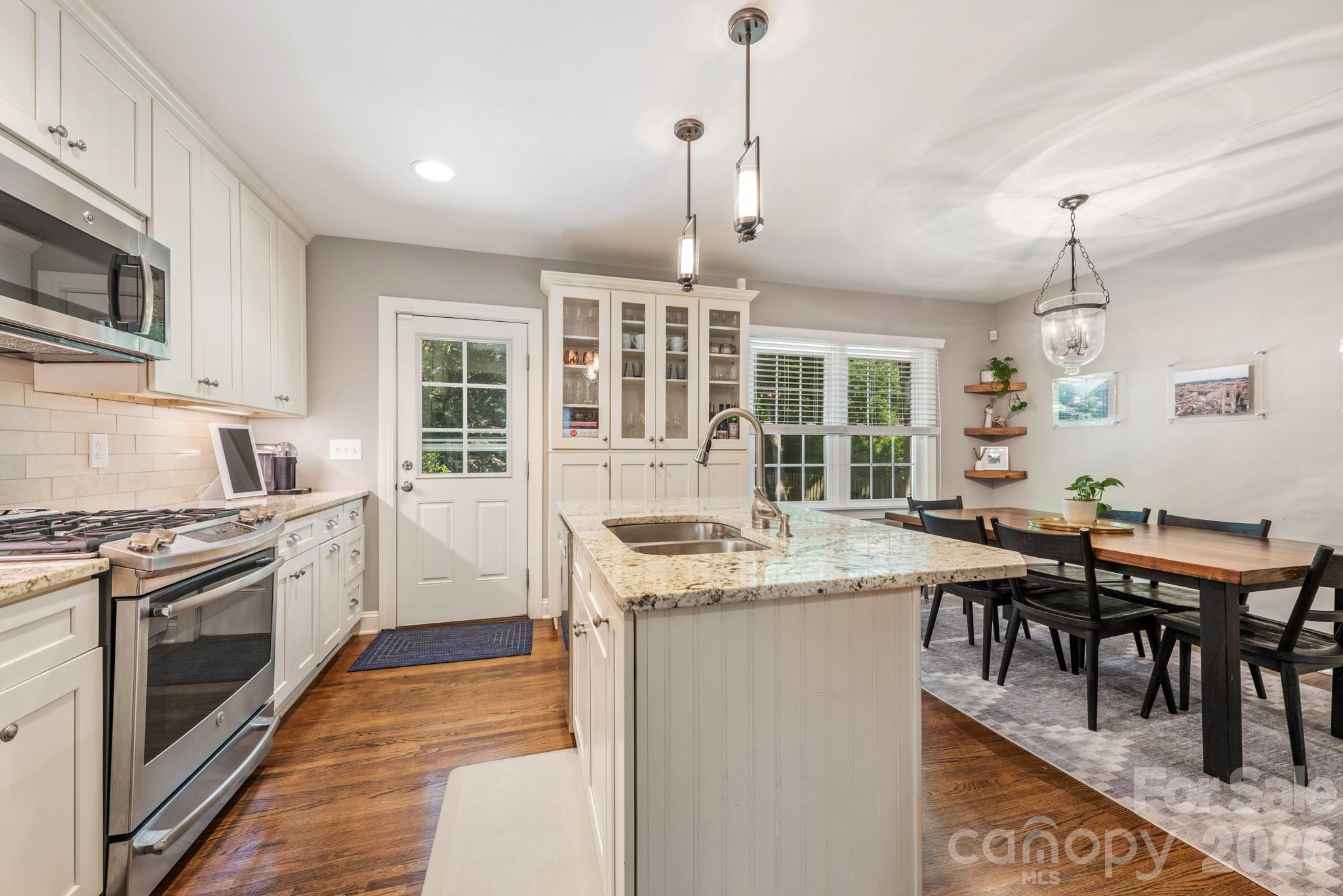 2909 Clemson Avenue Charlotte NC 28205