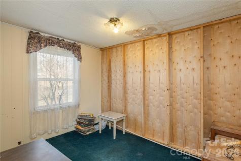 56 Fairview Avenue Hendersonville NC 28792