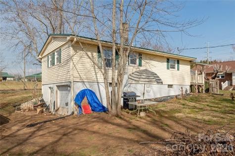 56 Fairview Avenue Hendersonville NC 28792