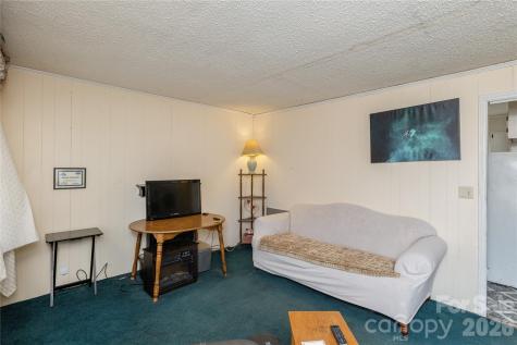 56 Fairview Avenue Hendersonville NC 28792