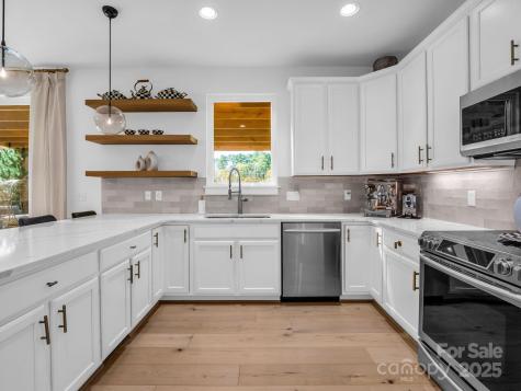 27 Drakes Meadow Lane Arden NC 28704