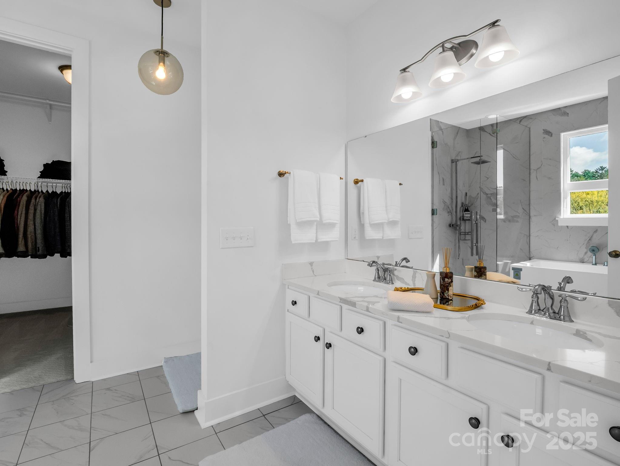 27 Drakes Meadow Lane Arden NC 28704