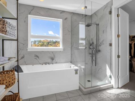 27 Drakes Meadow Lane Arden NC 28704