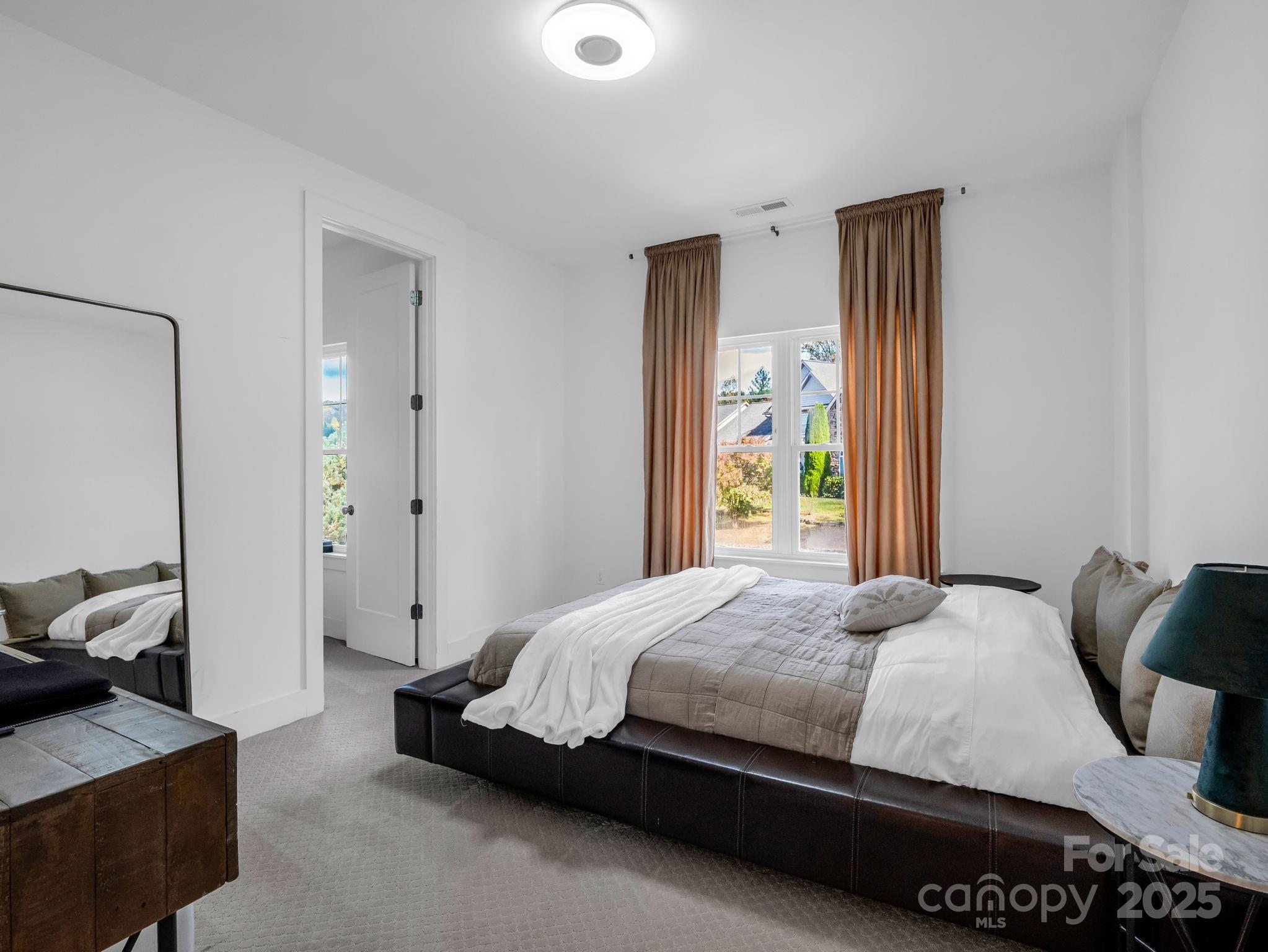 27 Drakes Meadow Lane Arden NC 28704