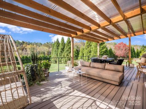 27 Drakes Meadow Lane Arden NC 28704