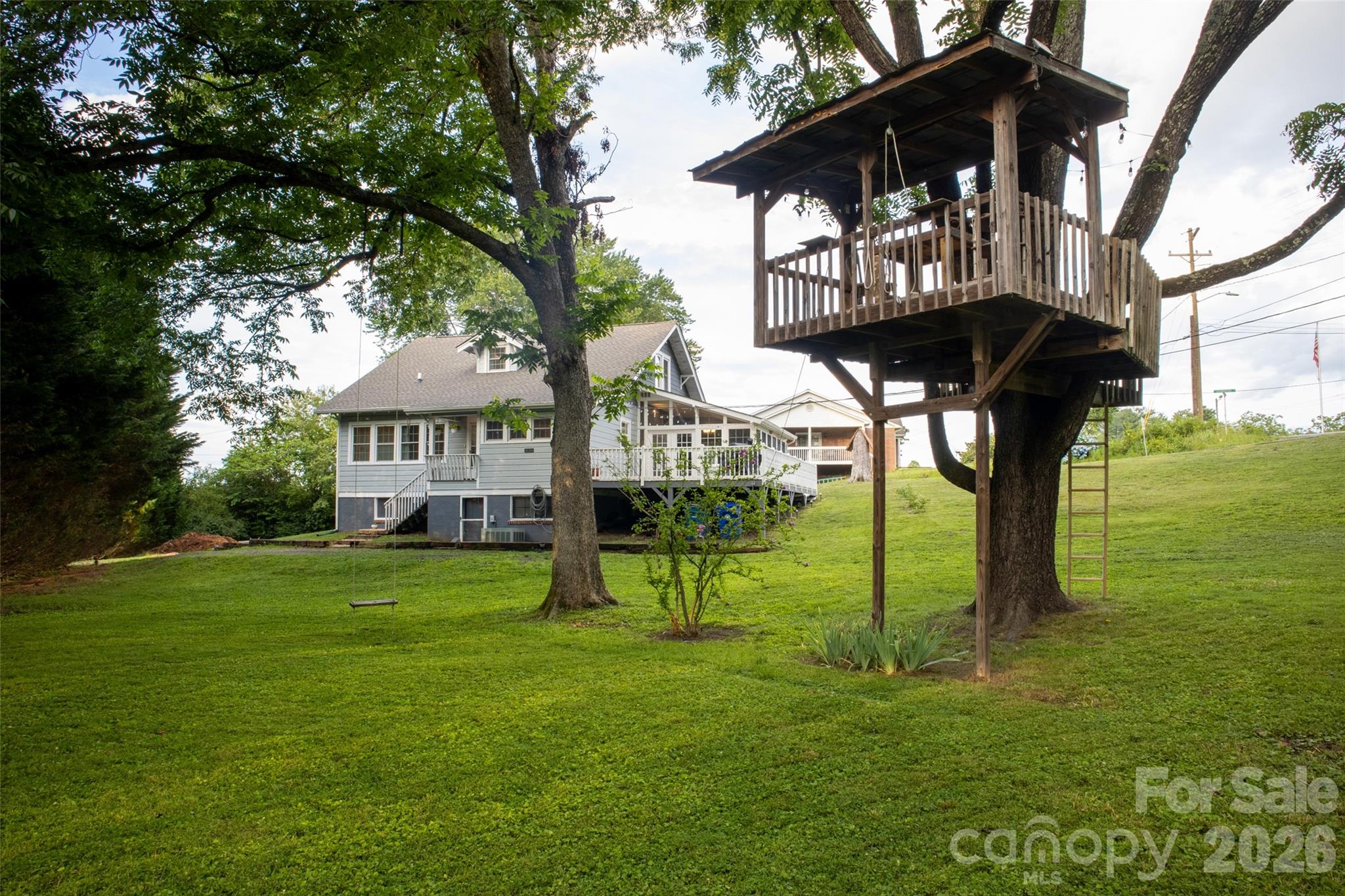 102 Cuthberson Street Morganton NC 28655
