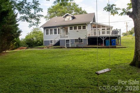 102 Cuthberson Street Morganton NC 28655