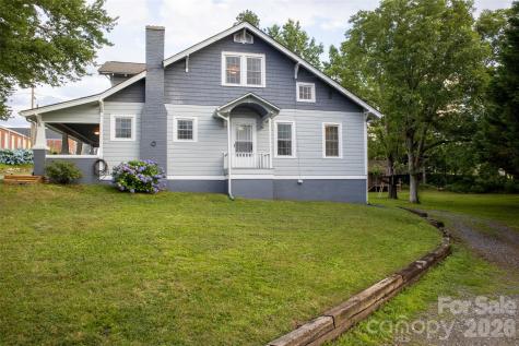102 Cuthberson Street Morganton NC 28655
