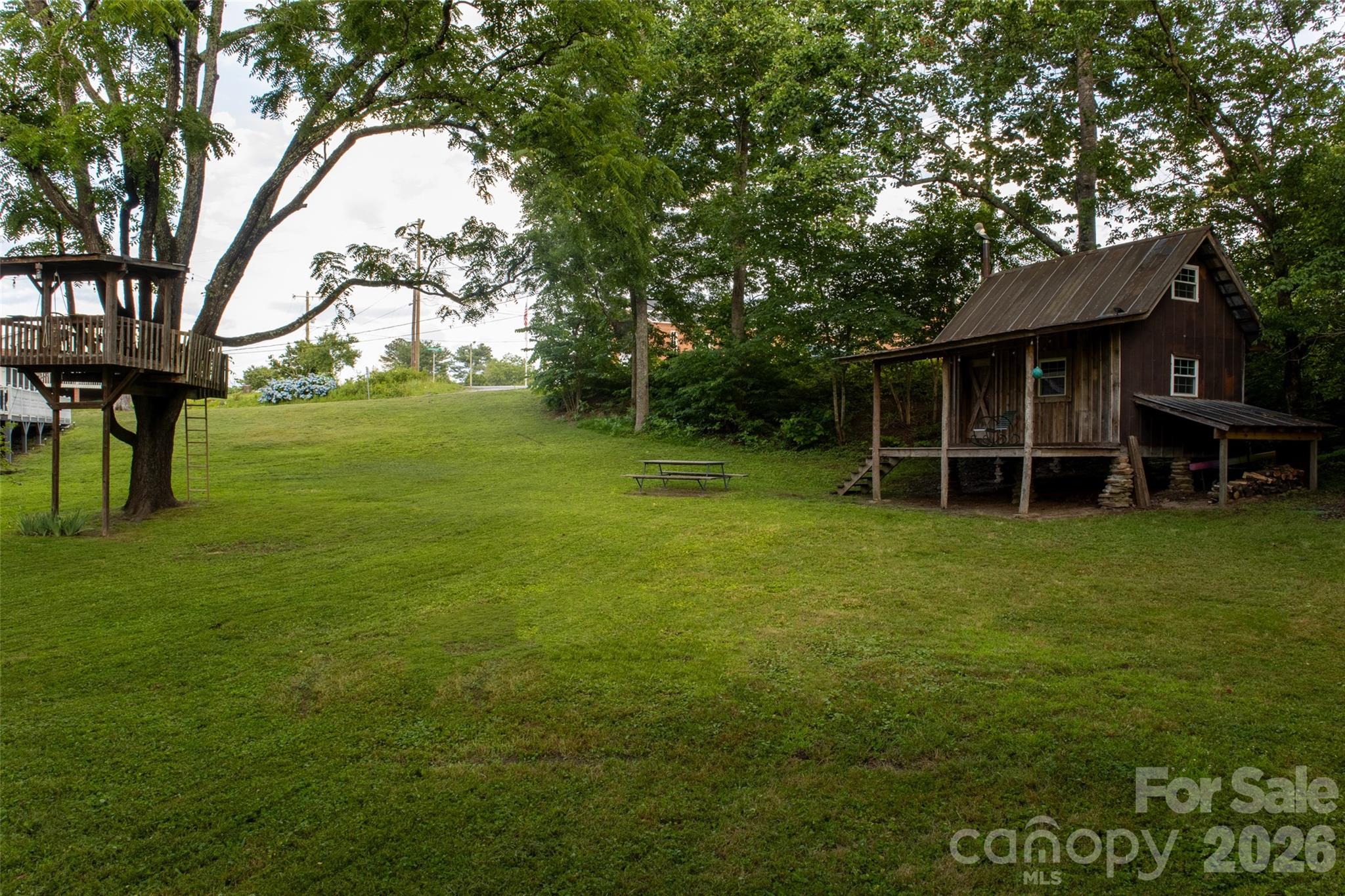 102 Cuthberson Street Morganton NC 28655