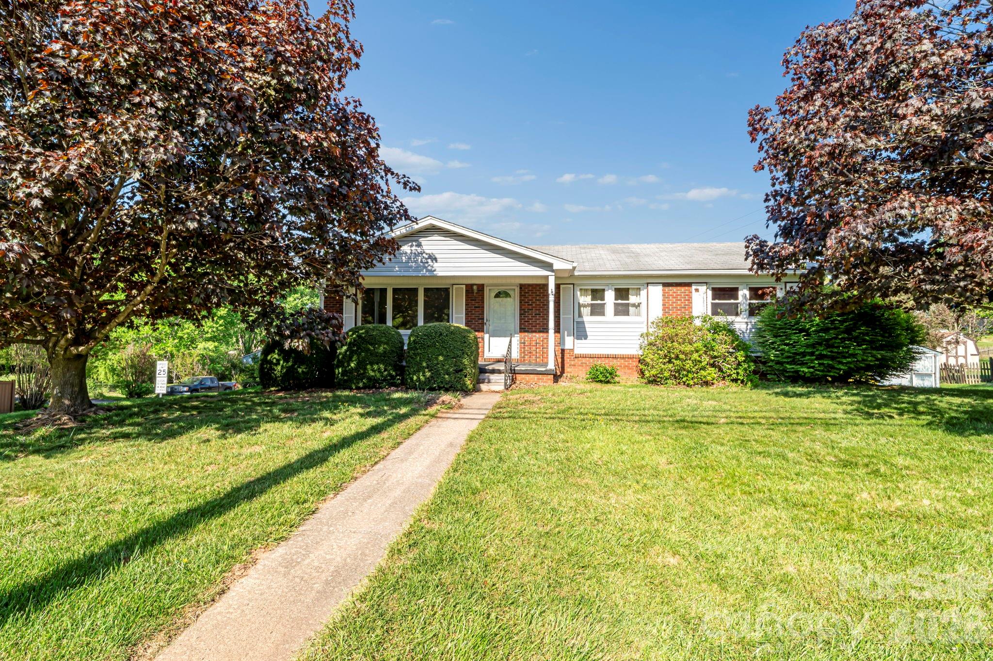 167 Mount Carmel Road Asheville NC 28806
