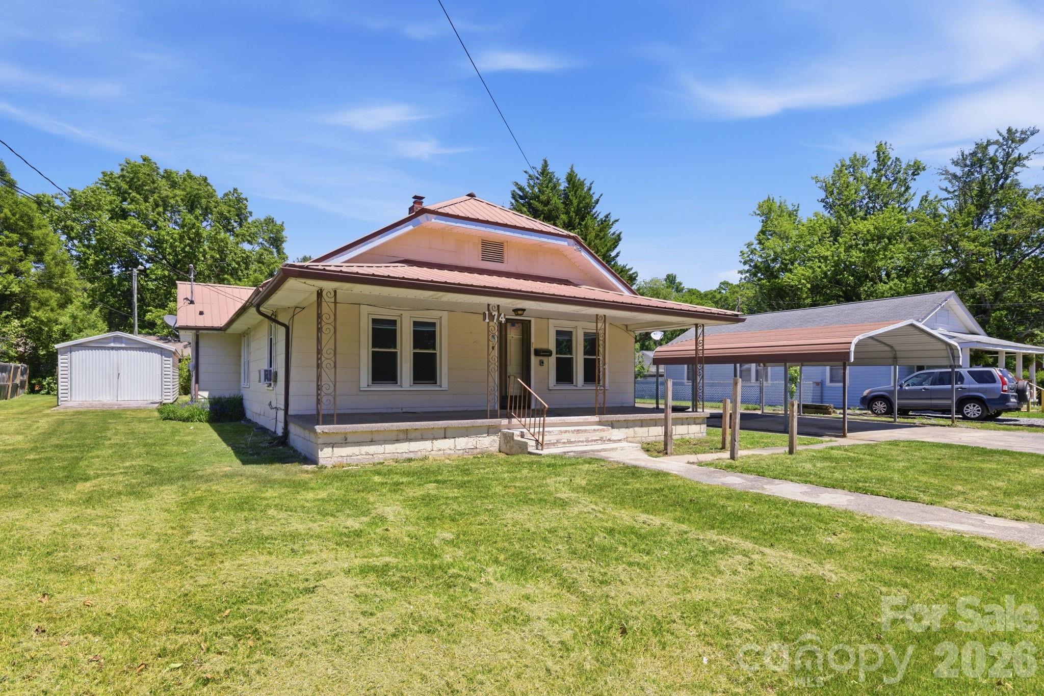 174 Hazelwood Avenue Waynesville NC 28786