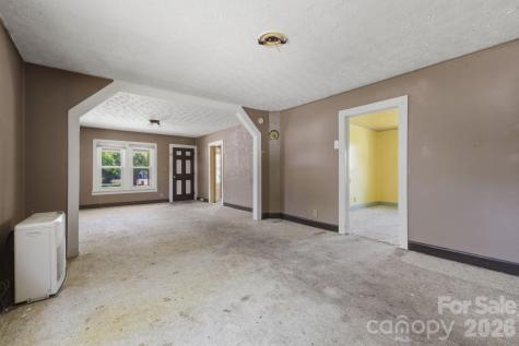 174 Hazelwood Avenue Waynesville NC 28786