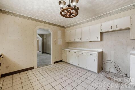 174 Hazelwood Avenue Waynesville NC 28786