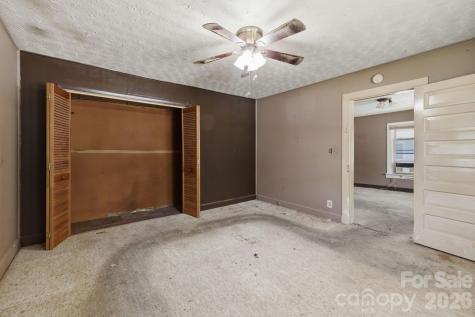 174 Hazelwood Avenue Waynesville NC 28786