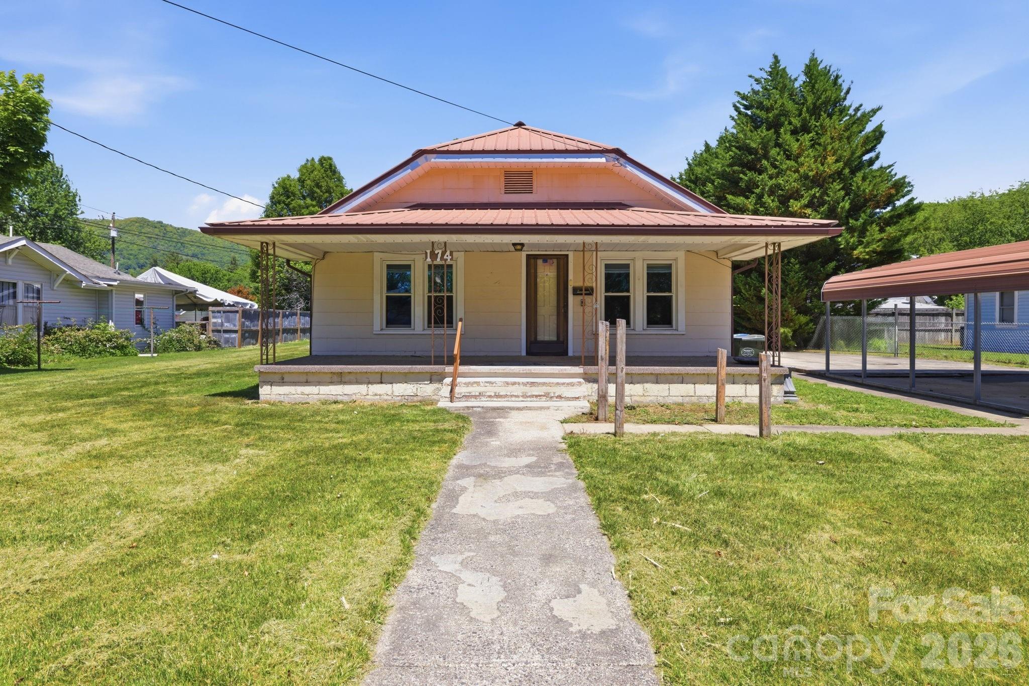 174 Hazelwood Avenue Waynesville NC 28786