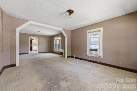 174 Hazelwood Avenue Waynesville NC 28786