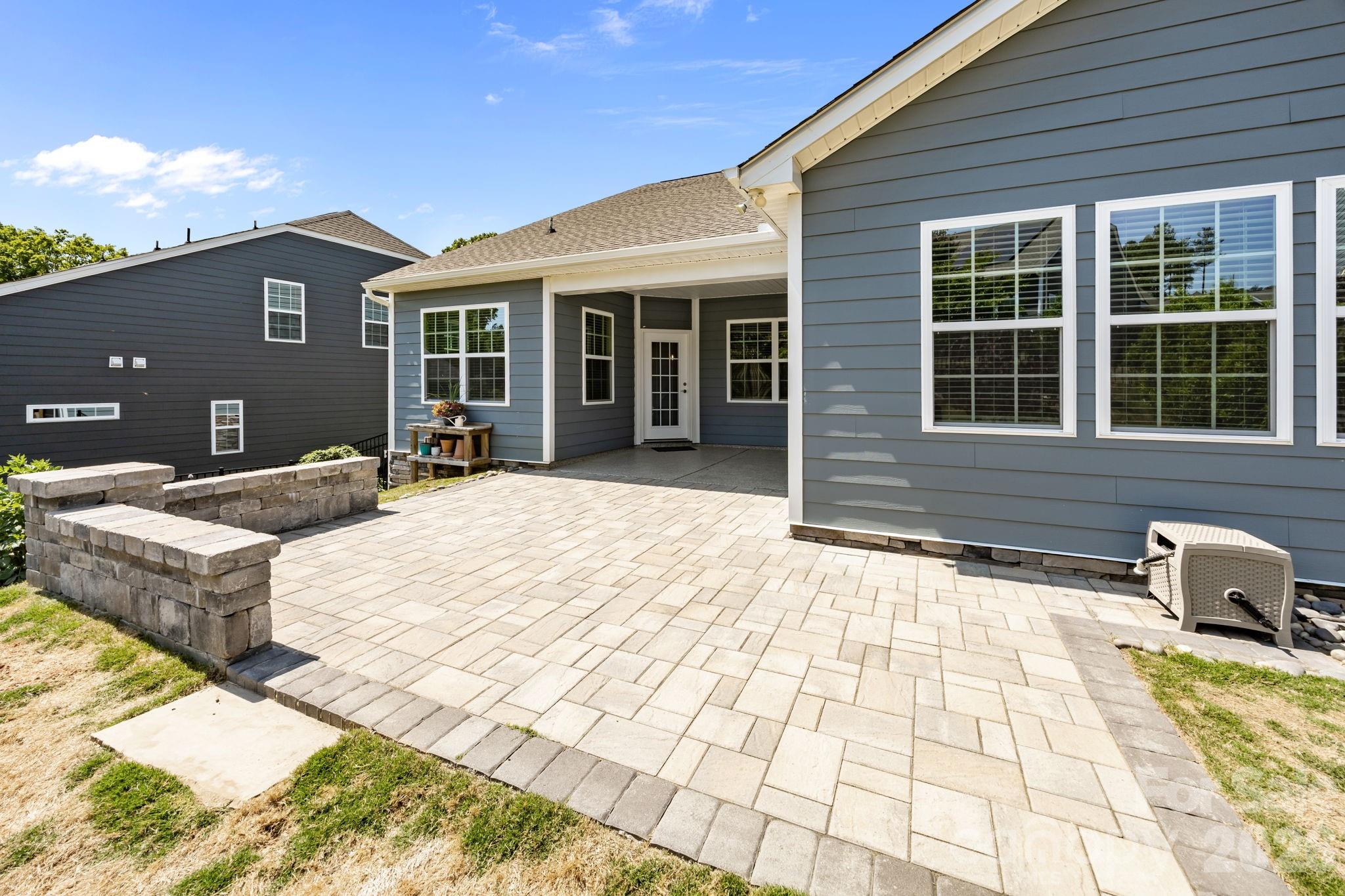 3061 Rosseau Lane Mount Holly NC 28120