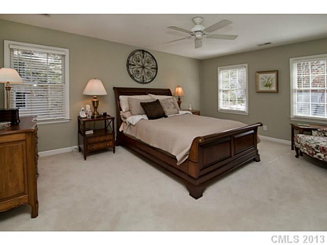 4809 Derbyshire Drive Charlotte NC 28270