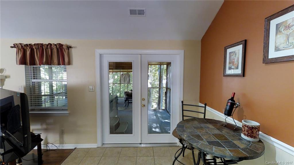 8100 Chrisbry Lane Charlotte NC 28215