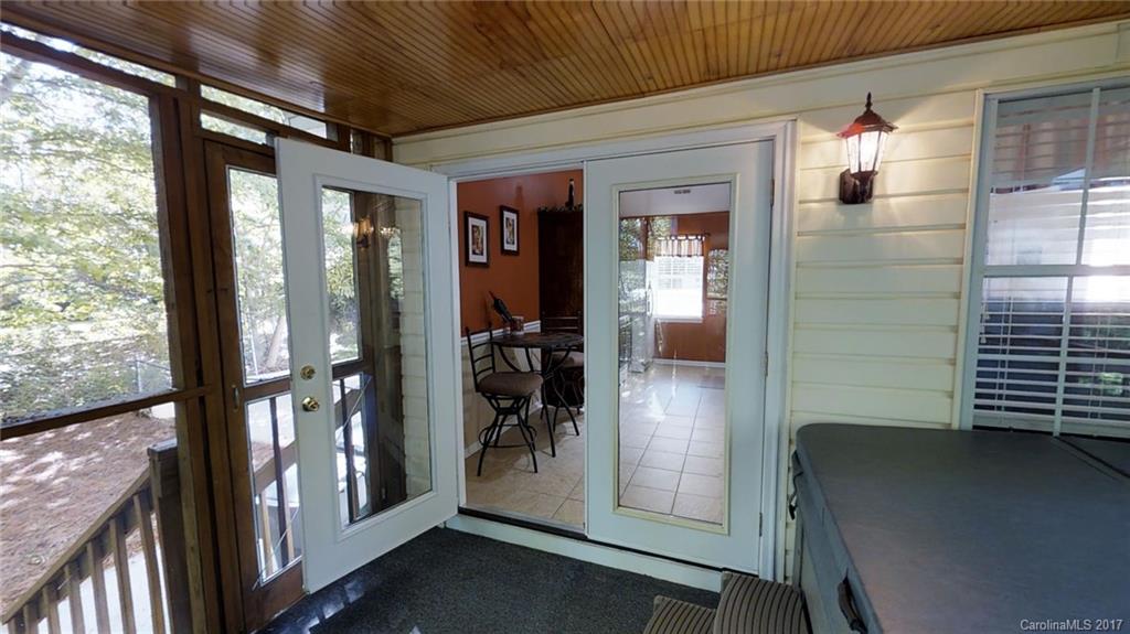 8100 Chrisbry Lane Charlotte NC 28215