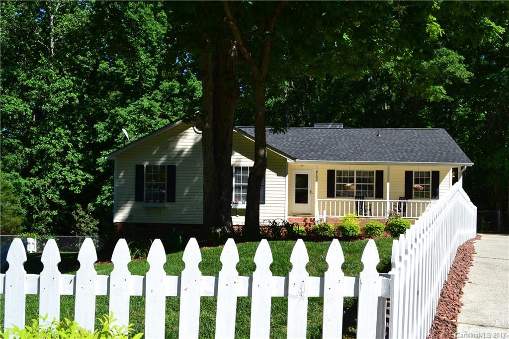 8100 Chrisbry Lane Charlotte NC 28215