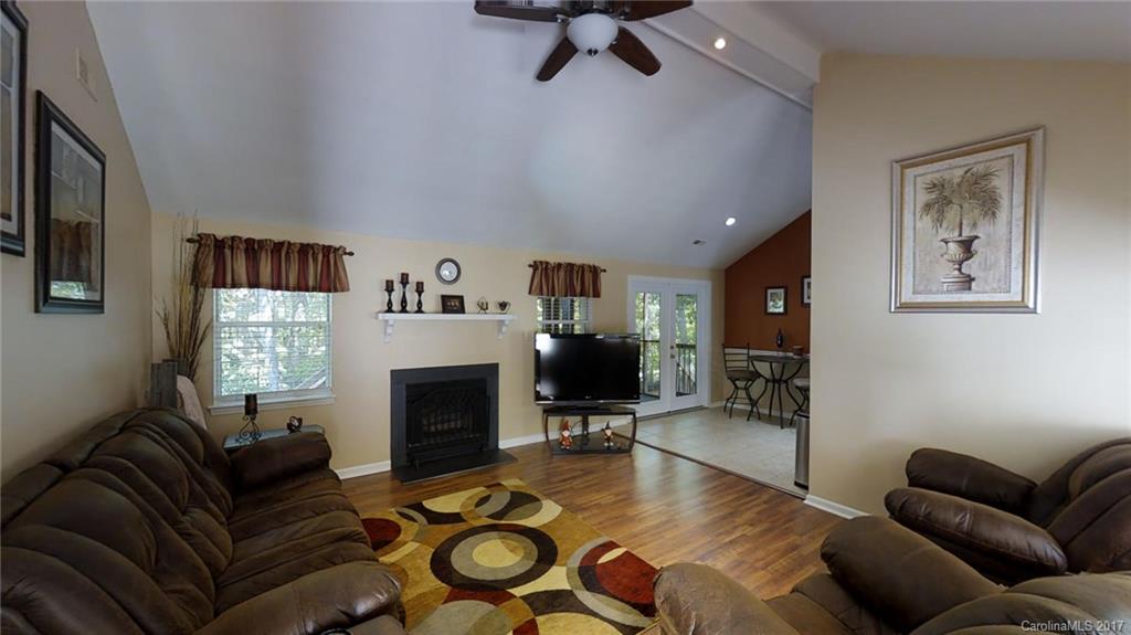 8100 Chrisbry Lane Charlotte NC 28215