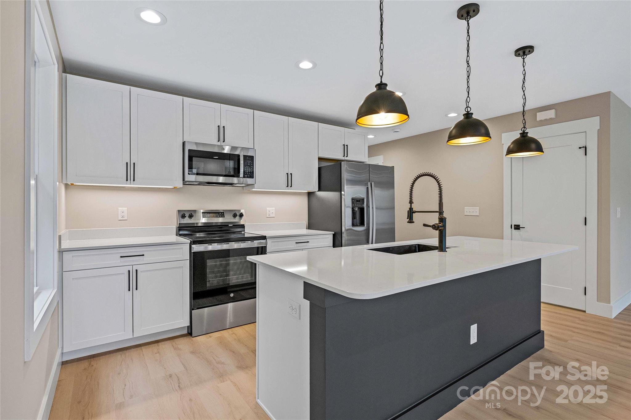 26 Crest Avenue Asheville NC 28803