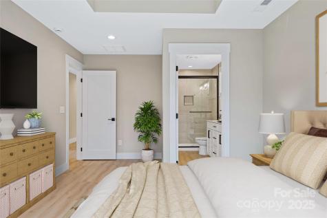 26 Crest Avenue Asheville NC 28803