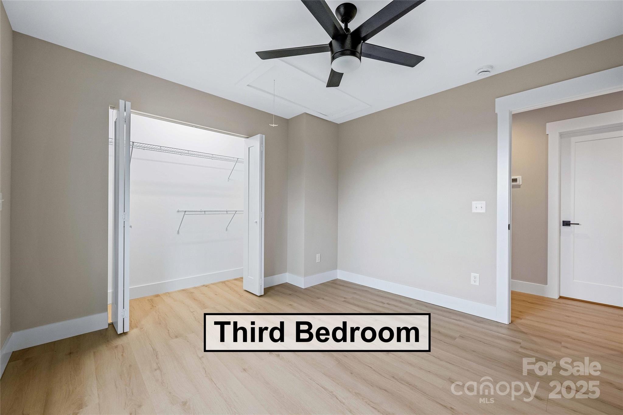 26 Crest Avenue Asheville NC 28803