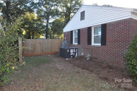 109 Hardin Street Chester SC 29706