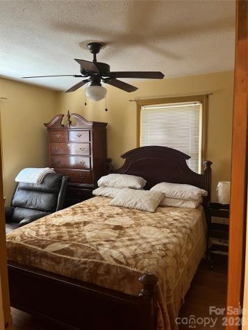 5543 Oakcrest Road Sumter SC 29154