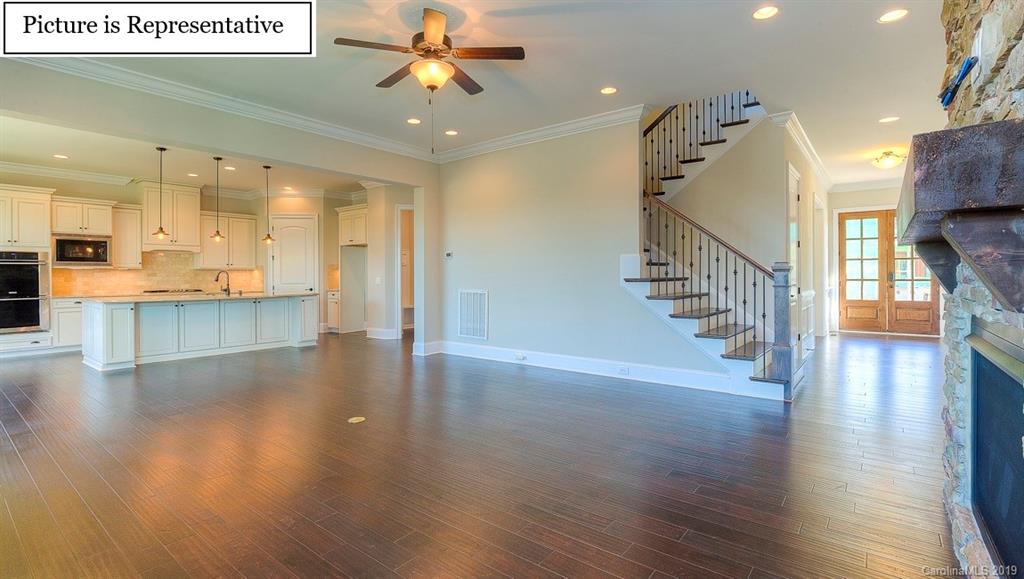 113 S Centurion Lane Mount Holly NC 28120