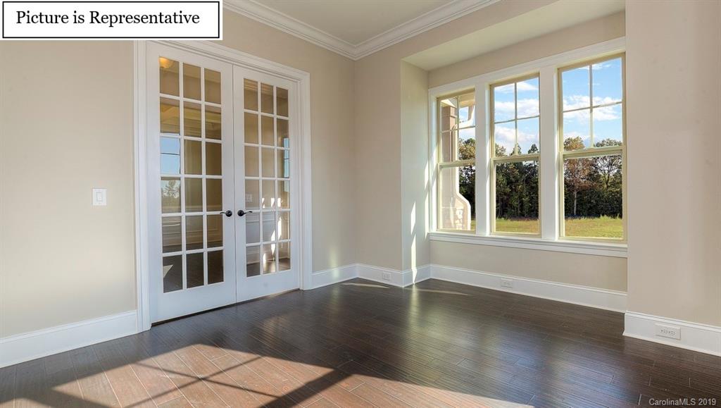 113 S Centurion Lane Mount Holly NC 28120