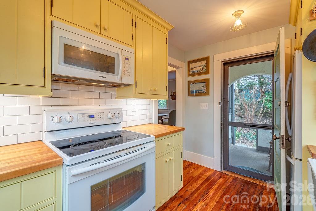 2 Hillside Walk Asheville NC 28801