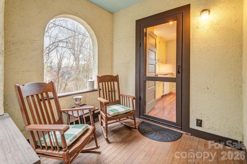 2 Hillside Walk Asheville NC 28801