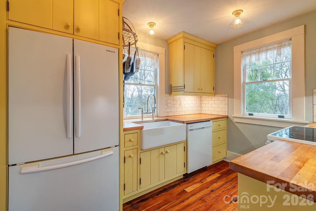 2 Hillside Walk Asheville NC 28801