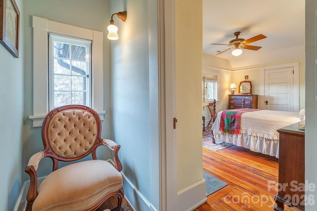 2 Hillside Walk Asheville NC 28801