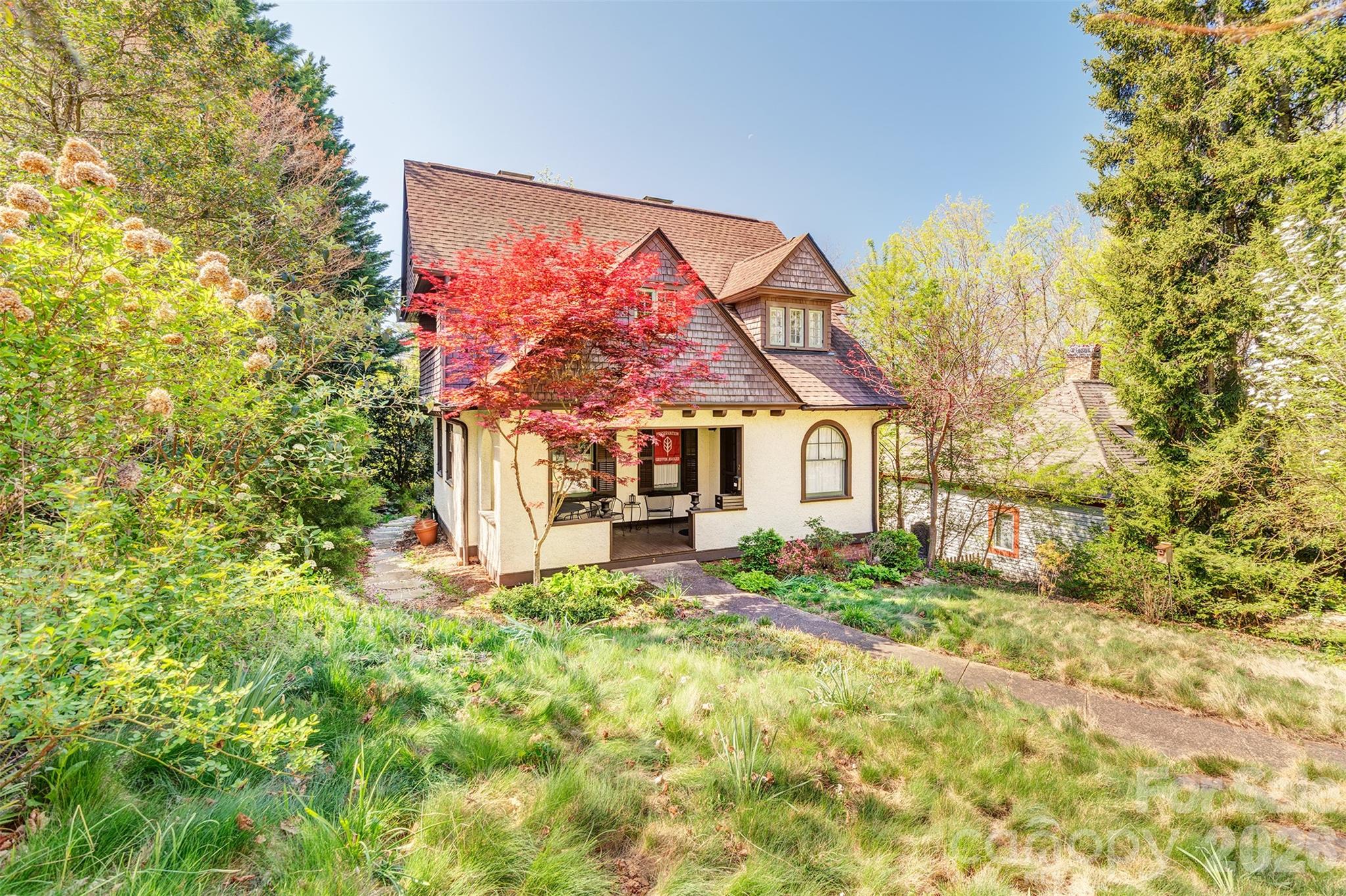 2 Hillside Walk Asheville NC 28801