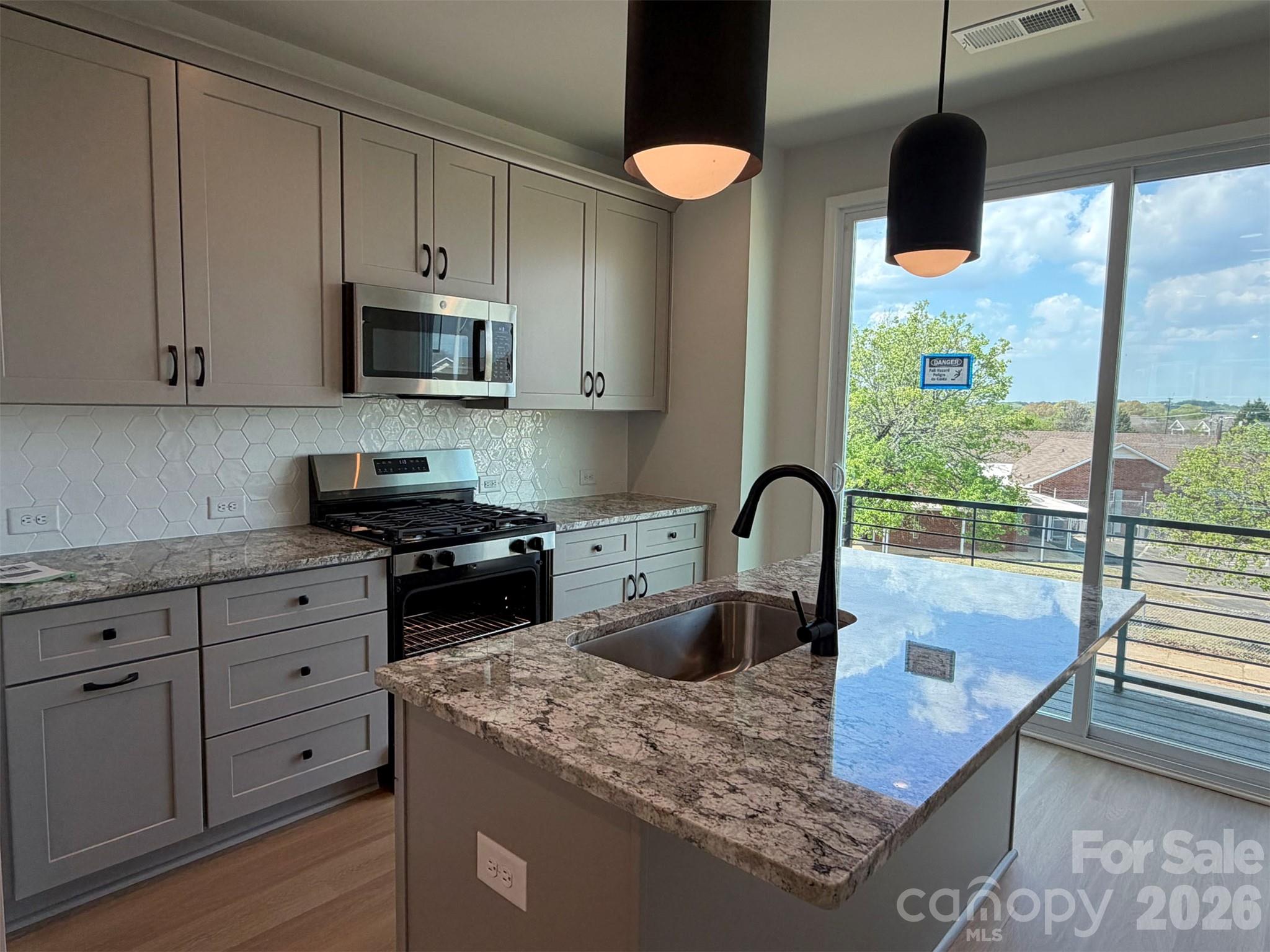 1614 Spring Street Charlotte NC 28206