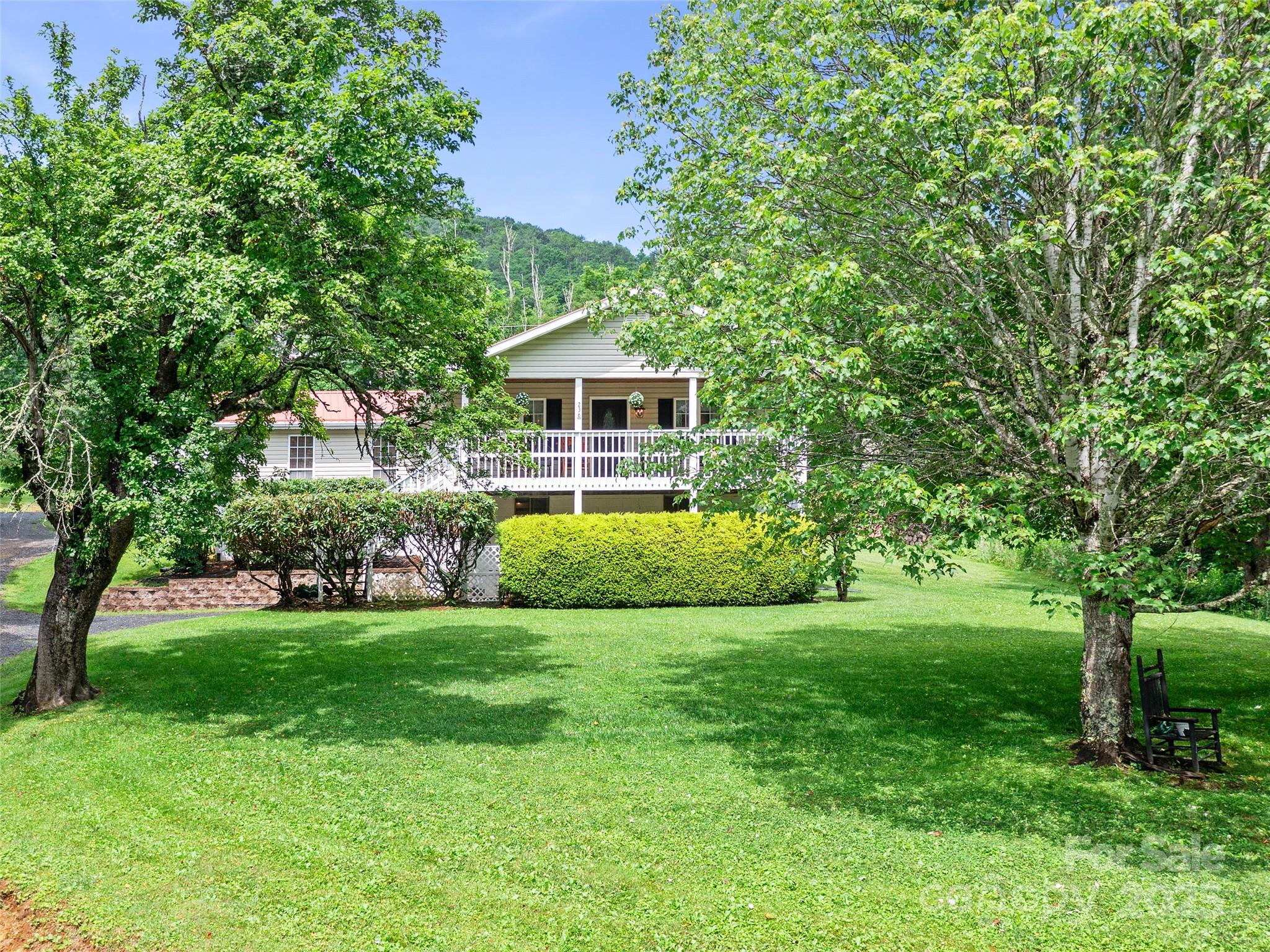 236 Old Roan Mountain Road Bakersville NC 28705