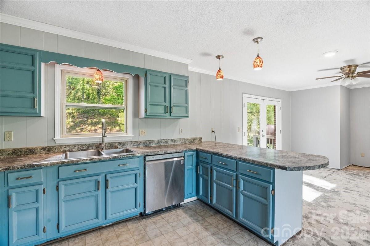 14 Jack Sullins Road Spruce Pine NC 28777