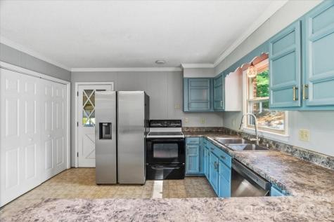 14 Jack Sullins Road Spruce Pine NC 28777