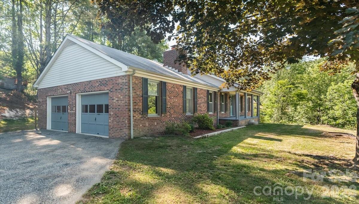 14 Jack Sullins Road Spruce Pine NC 28777