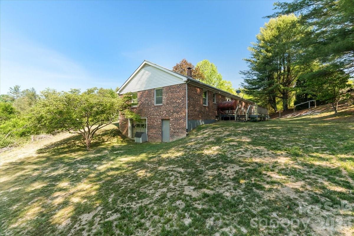 14 Jack Sullins Road Spruce Pine NC 28777