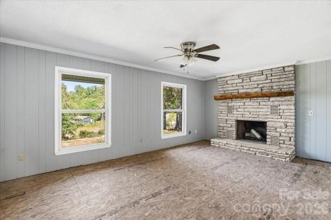 14 Jack Sullins Road Spruce Pine NC 28777