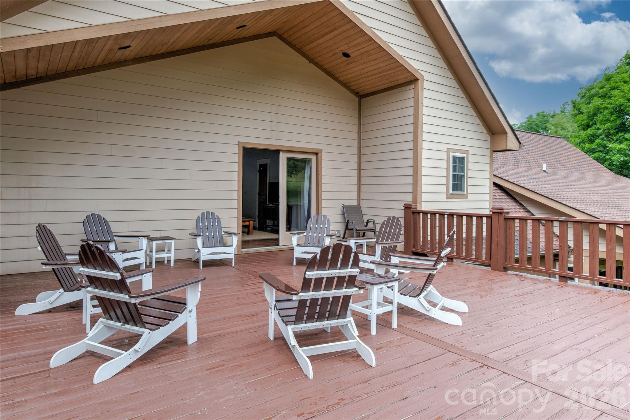 97 Circle E Ranch Road Burnsville NC 28714