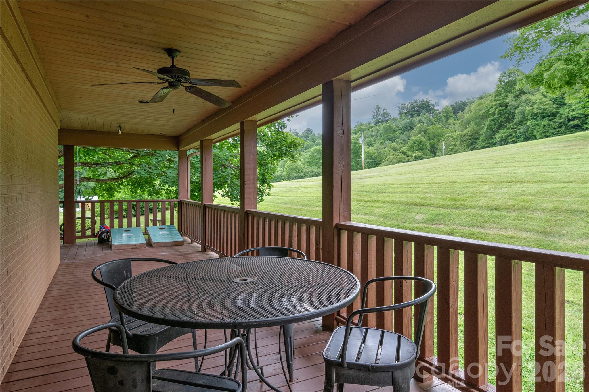 97 Circle E Ranch Road Burnsville NC 28714